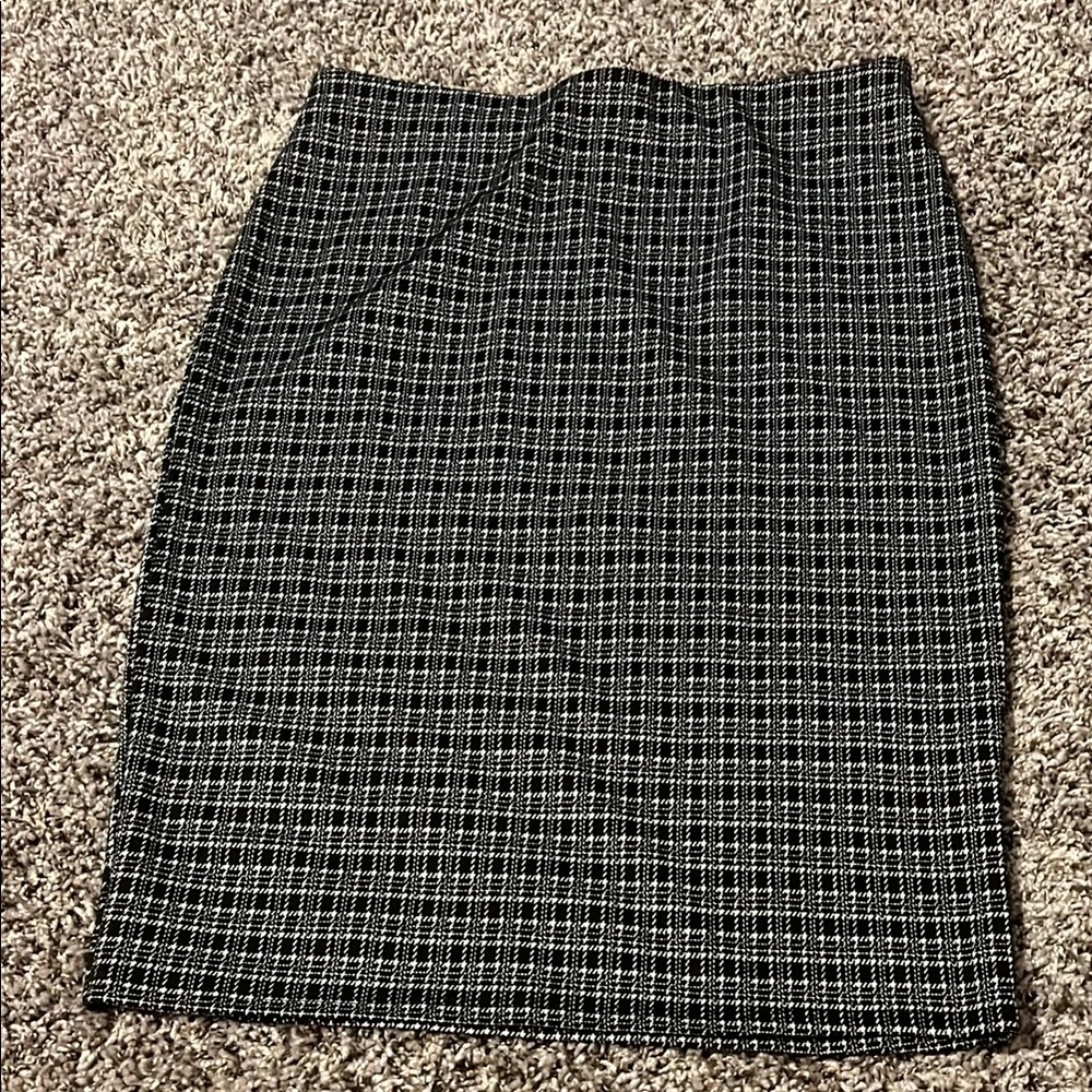 Modcloth Black and White Pencil Skirt Knee-Length Workwear